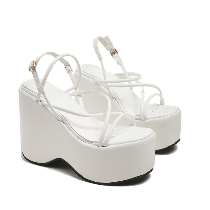 Low Sandals Woman Leather Buck - Summer Alt Clothing ulasan dan harga